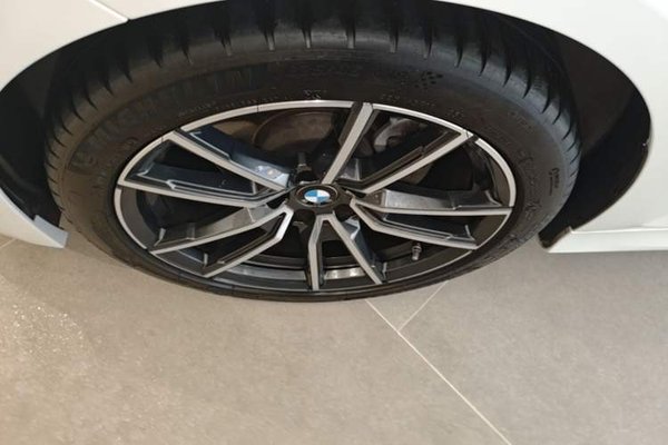 BMW 3 Series 2023, 32500 км, за 28549 USD - фото 10