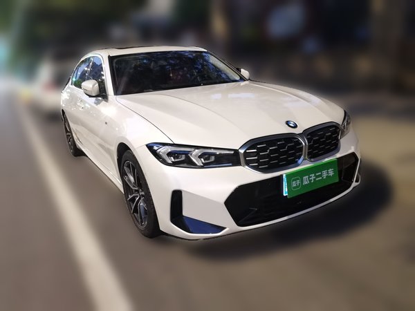 BMW 3 Series 2023, 34300 км, за 28139 USD