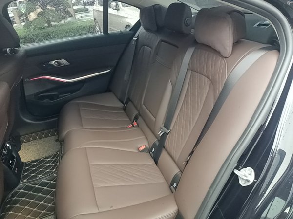 BMW 3 Series 2024, 28100 км, за 34447 USD - фото 20