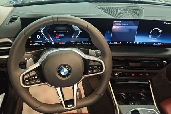 BMW 3 Series 2025, 15700 км, за 33553 USD - фото 13