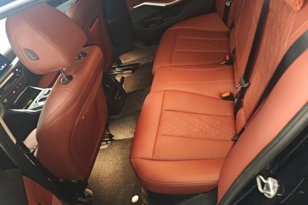 BMW 3 Series 2025, 15700 км, за 33553 USD - фото 20