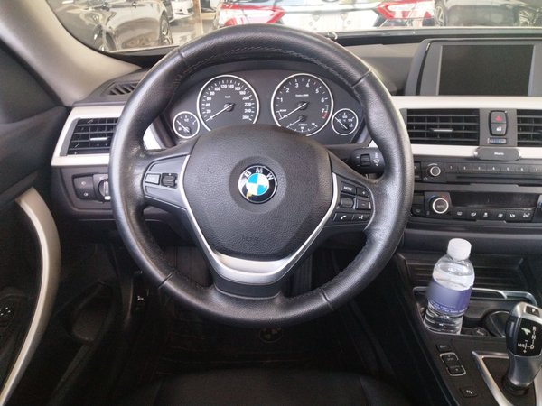 BMW 3 Series 2016, 142200 км, за 12036 USD - фото 14