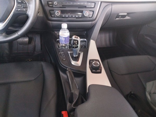 BMW 3 Series 2016, 142200 км, за 12036 USD - фото 17