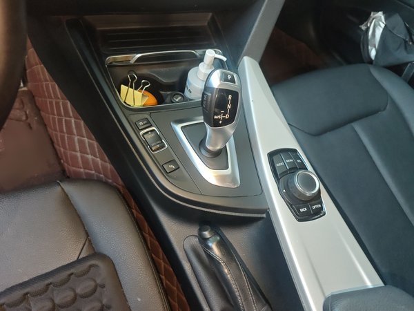 BMW 3 Series 2017, 163200 км, за 14692 USD - фото 13