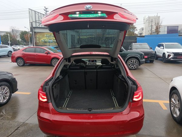 BMW 3 Series 2017, 124900 км, за 12805 USD - фото 18