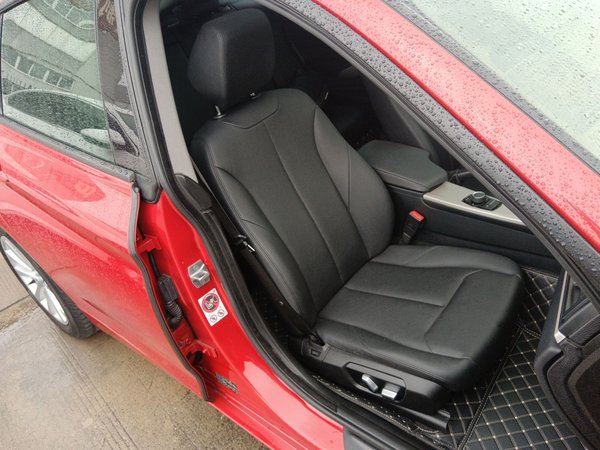 BMW 3 Series 2017, 124900 км, за 12805 USD - фото 23