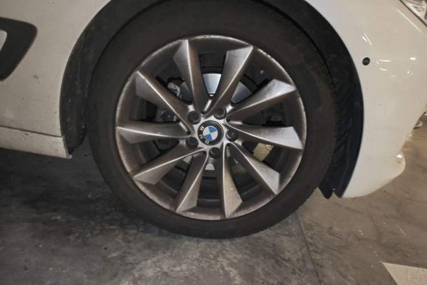 BMW 3 Series GT 2018, 156900 км, за 12751 USD - фото 8