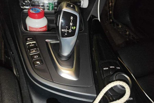 BMW 3 Series GT 2018, 156900 км, за 12751 USD - фото 13