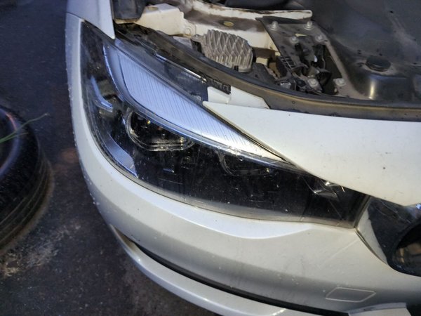 BMW 3 Series GT 2018, 81600 км, за 14080 USD - фото 7