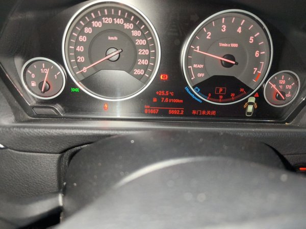 BMW 3 Series GT 2018, 81600 км, за 14080 USD - фото 13