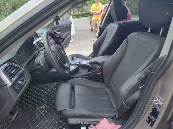 BMW 3 Series GT 2019, 58900 км, за 14335 USD - фото 16