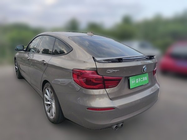 BMW 3 Series GT 2019, 58900 км, за 14335 USD