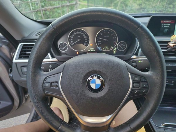 BMW 3 Series GT 2019, 58900 км, за 14335 USD - фото 11