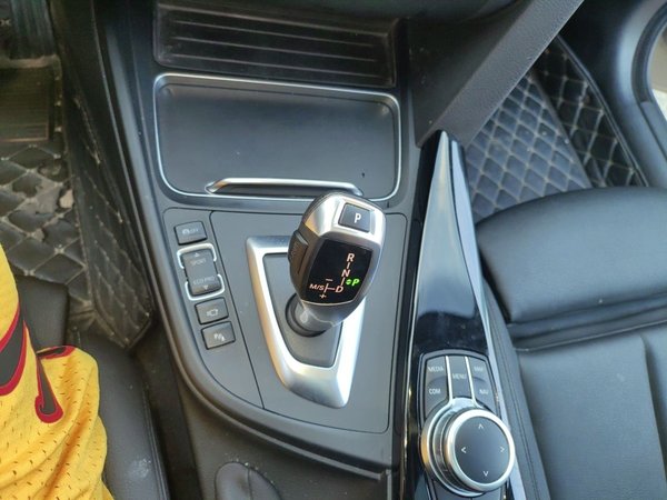 BMW 3 Series GT 2019, 58900 км, за 14335 USD - фото 15