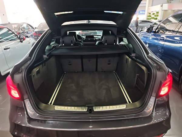 BMW 3 Series 2019, 60300 км, за 17006 USD - фото 22