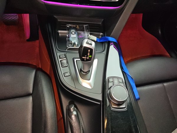 BMW 3 Series 2019, 60300 км, за 17006 USD - фото 17