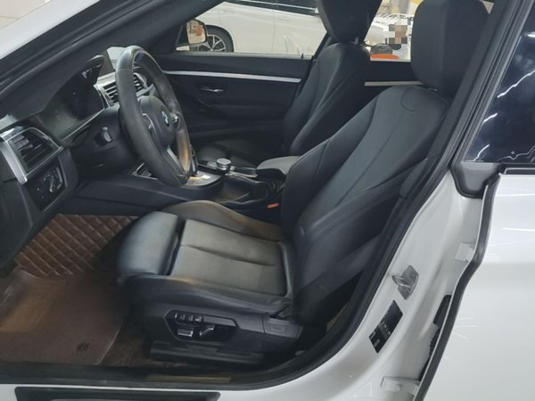 BMW 3 Series GT 2019, 61500 км, за 19308 USD - фото 15