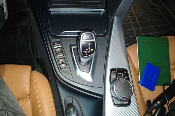 BMW 4 Series 2017, 78400 км, за 22598 USD - фото 13
