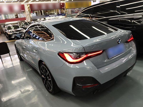 BMW 4 Series 2022, 23800 км, за 36502 USD