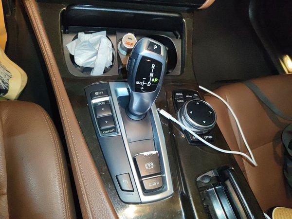 BMW 5 Series 2013, 143800 км, за 9063 USD - фото 14