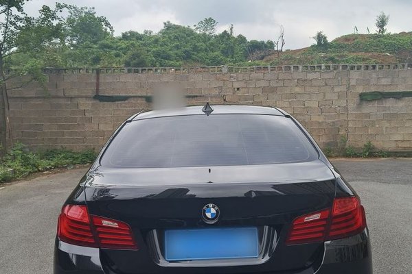 BMW 5 Series 2014, 111000 км, за 12781 USD
