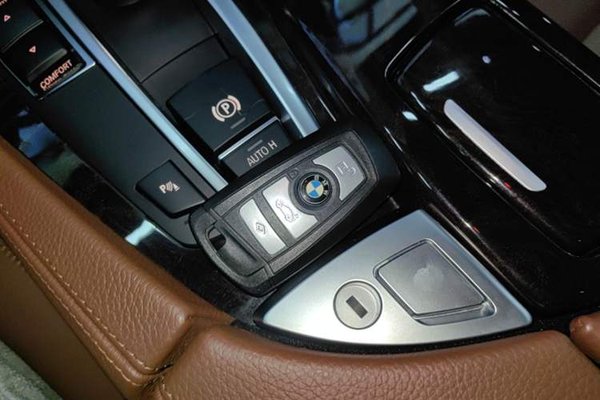 BMW 5 Series 2014, 78900 км, за 15763 USD - фото 28