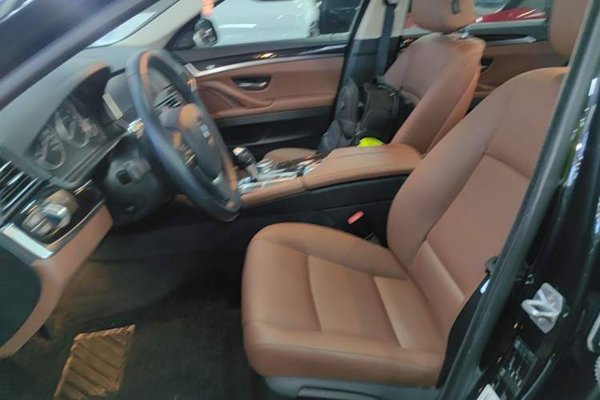 BMW 5 Series 2014, 78900 км, за 15763 USD - фото 22