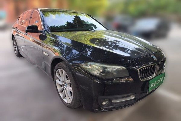 BMW 5 Series 2014, 87000 км, за 11057 USD