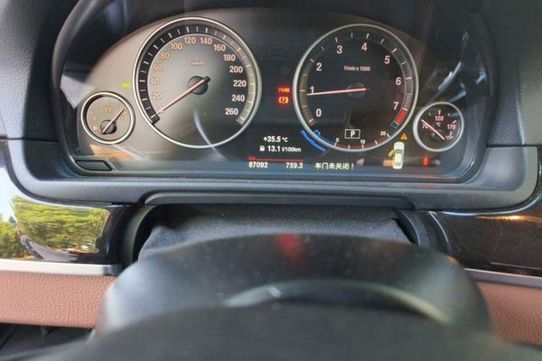 BMW 5 Series 2014, 87000 км, за 11057 USD - фото 12