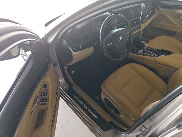 BMW 5 Series 2014, 178900 км, за 9591 USD - фото 19