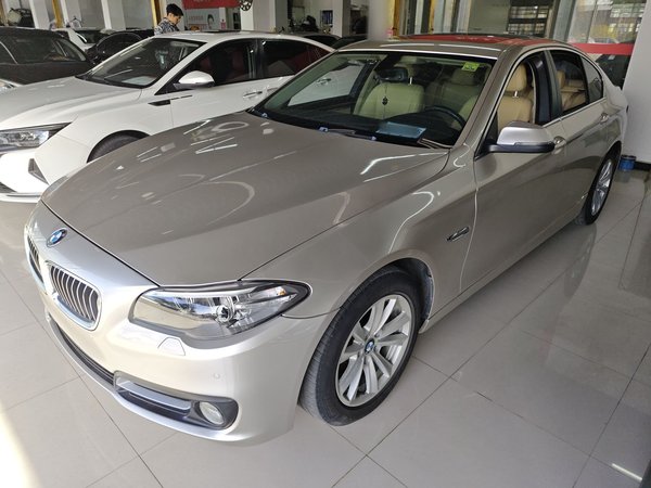 Оценка
B
Used BMW 5 Series 2014 520i Elegant Edition