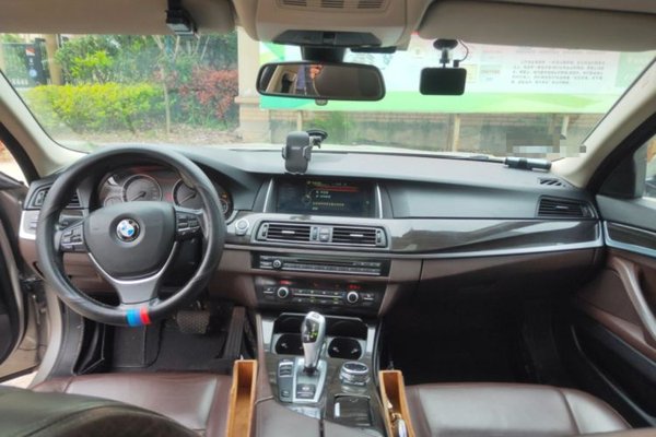 BMW 5 Series 2014, 196500 км, за 9756 USD - фото 18