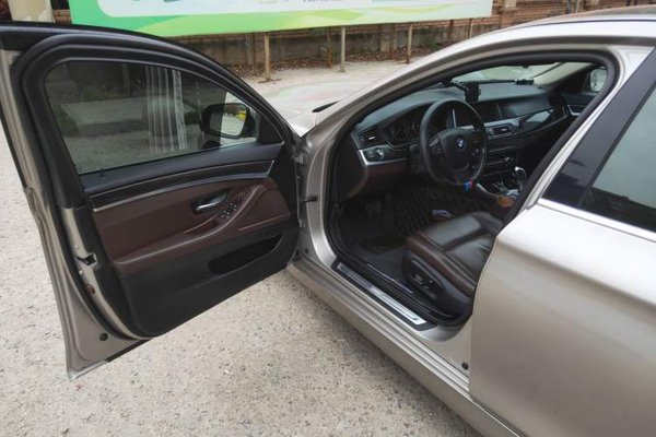 BMW 5 Series 2014, 196500 км, за 9756 USD - фото 19