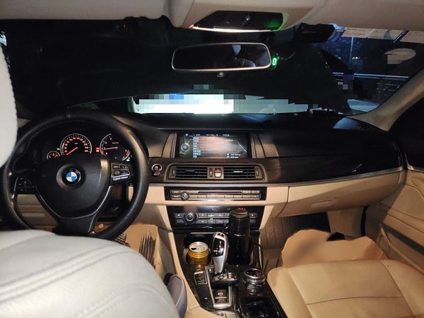 BMW 5 Series 2014, 271000 км, за 9932 USD - фото 12