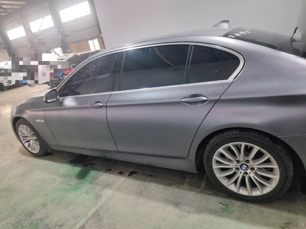 BMW 5 Series 2014, 153500 км, за 11123 USD