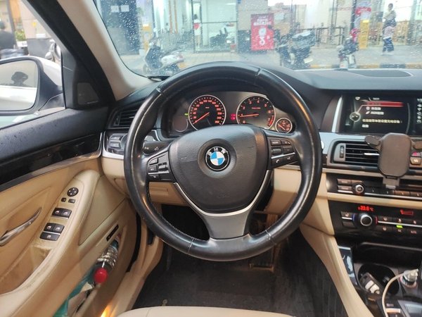 BMW 5 Series 2014, 125100 км, за 11935 USD - фото 9