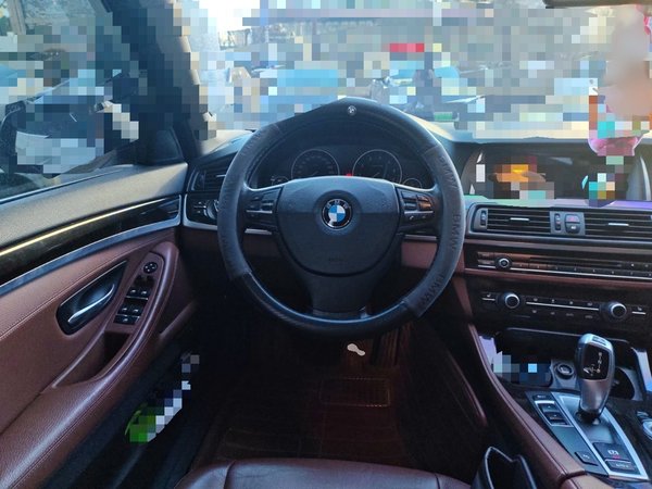 BMW 5 Series 2014 525Li Leading Model, 2014 года