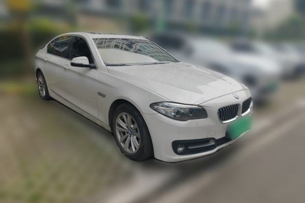BMW 5 Series 2014, 142700 км, за 9903 USD