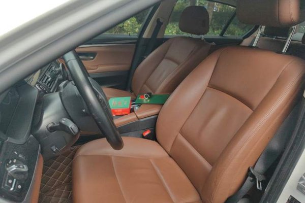 BMW 5 Series 2014, 142700 км, за 9903 USD - фото 15