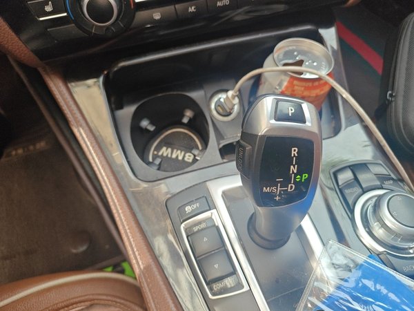 BMW 5 Series 2014, 160700 км, за 8216 USD - фото 15