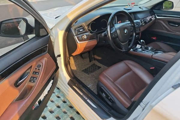 BMW 5 Series 2014, 195000 км, за 10527 USD - фото 16