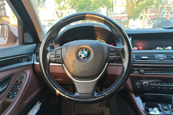 BMW 5 Series 2014, 195000 км, за 10527 USD - фото 10