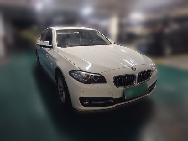 BMW 5 Series 2014, 63800 км, за 11396 USD