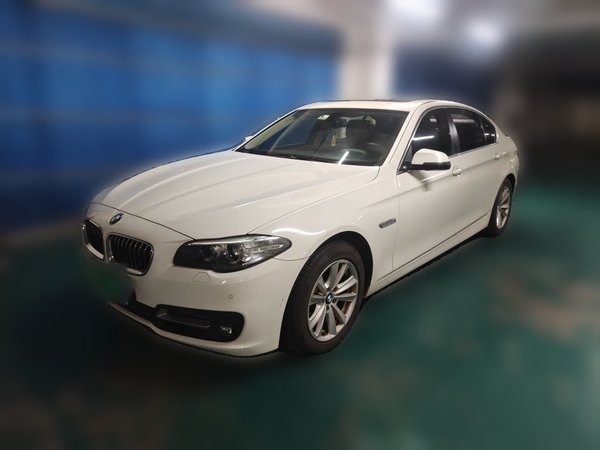 BMW 5 Series 2014, 63800 км, за 11396 USD