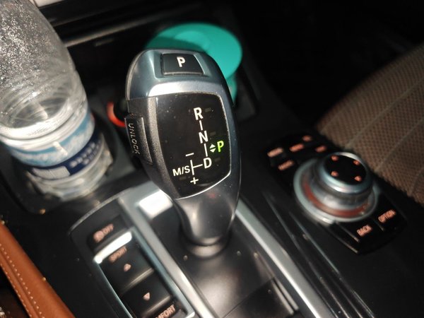 BMW 5 Series 2014, 63800 км, за 11396 USD - фото 19