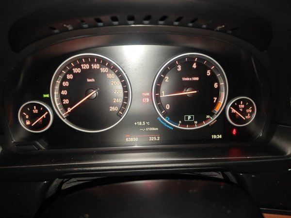 BMW 5 Series 2014, 63800 км, за 11396 USD - фото 18