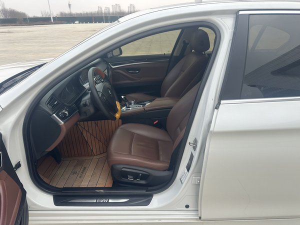 BMW 5 Series 2014, 82200 км, за 12456 USD - фото 8