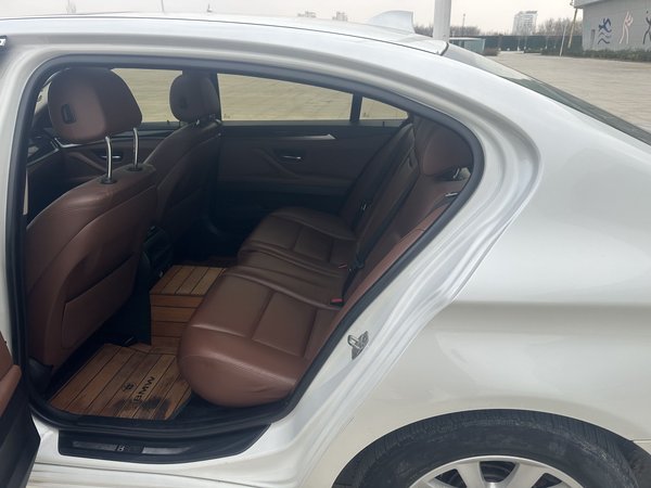 BMW 5 Series 2014, 82200 км, за 12456 USD - фото 9