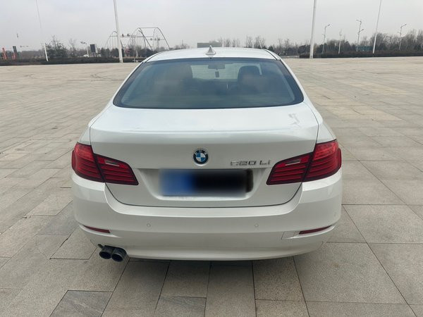 BMW 5 Series 2014, 82200 км, за 12456 USD