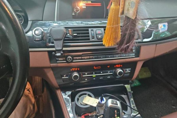BMW 5 Series 2015, 111500 км, за 9999999 USD - фото 14